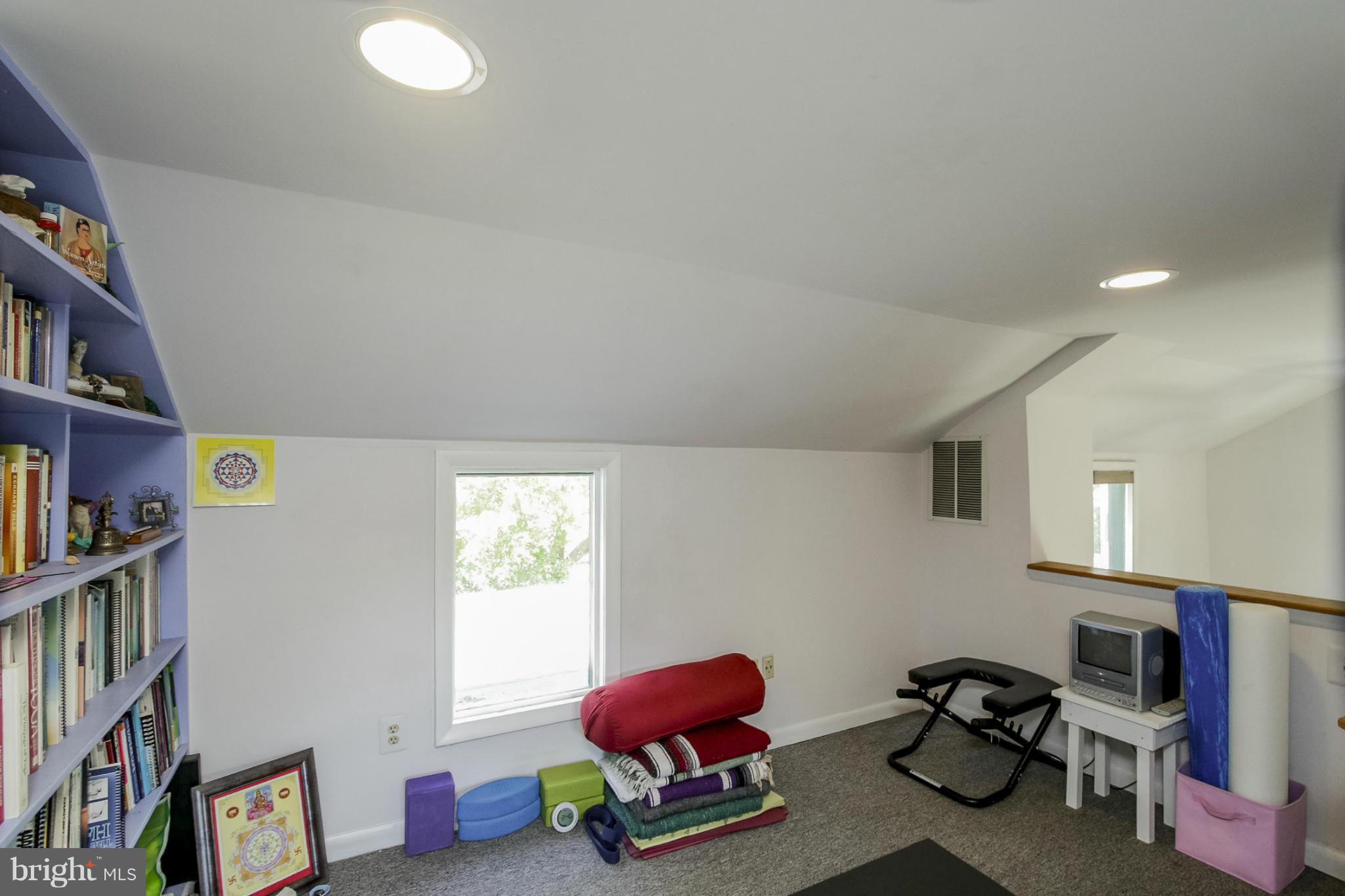 MOUNTAIN VIEW - Residential Lease