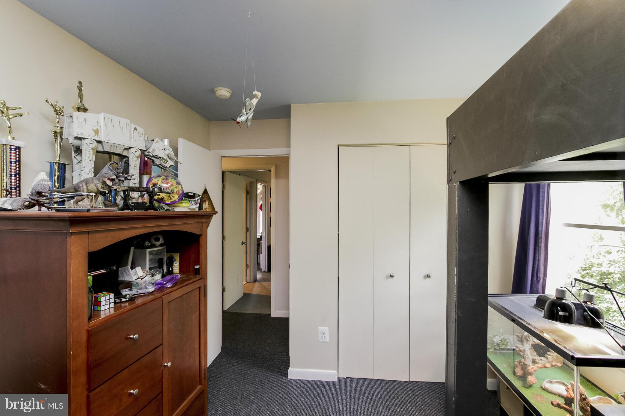 MOUNTAIN VIEW - Residential Lease