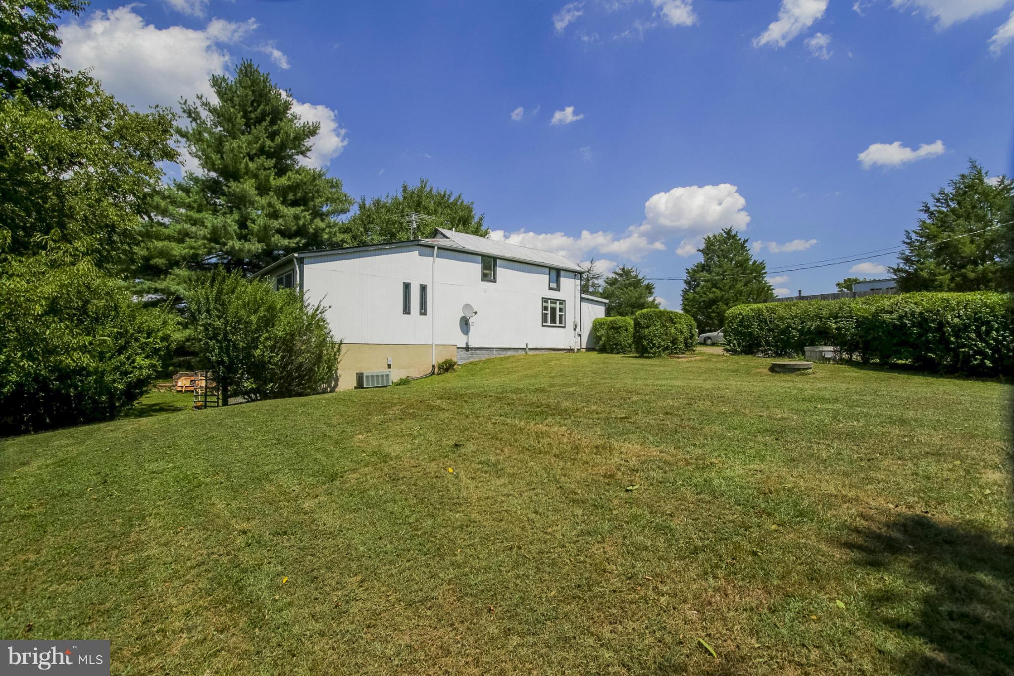 MOUNTAIN VIEW - Residential Lease