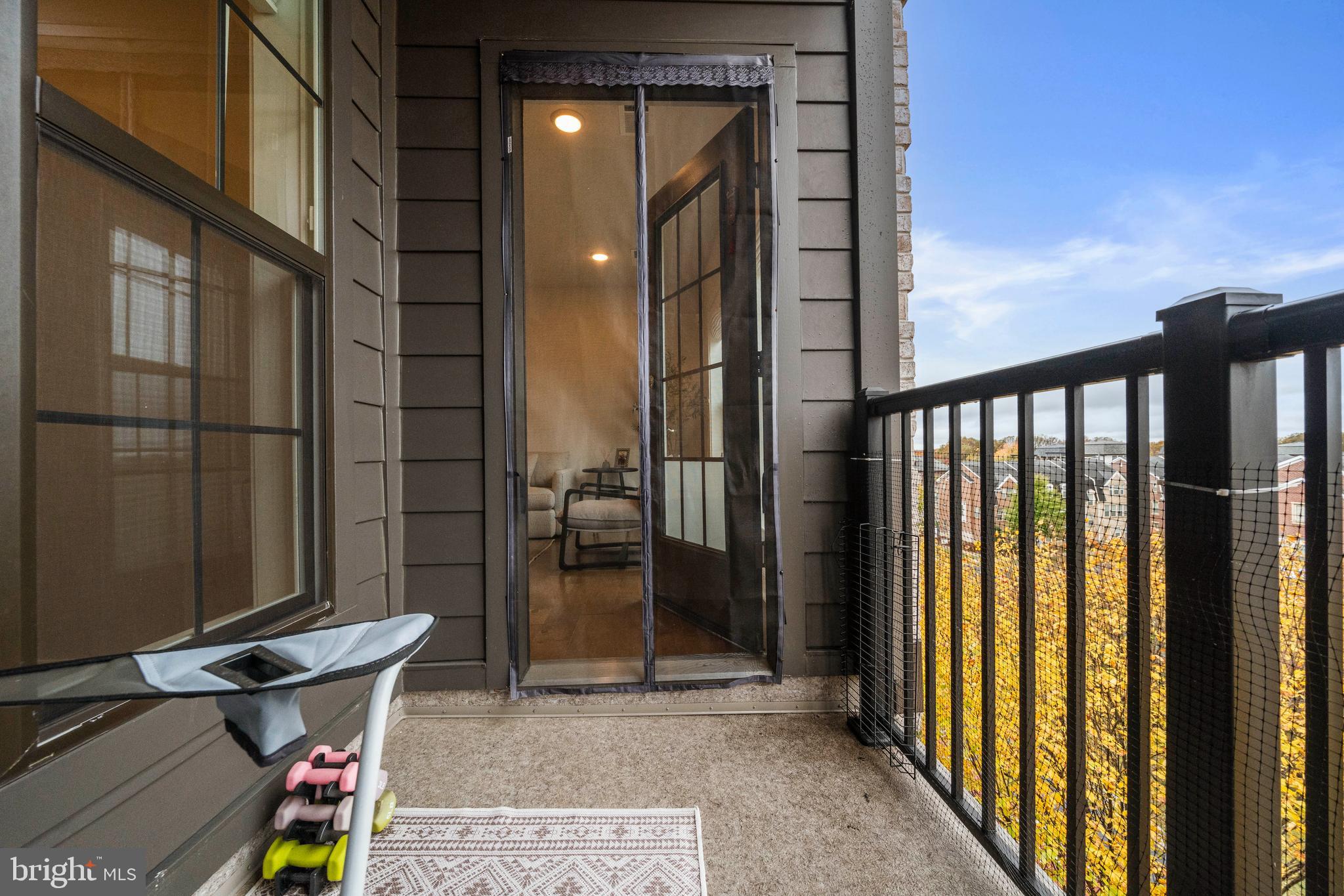 250 DECOVERLY DRIVE 425