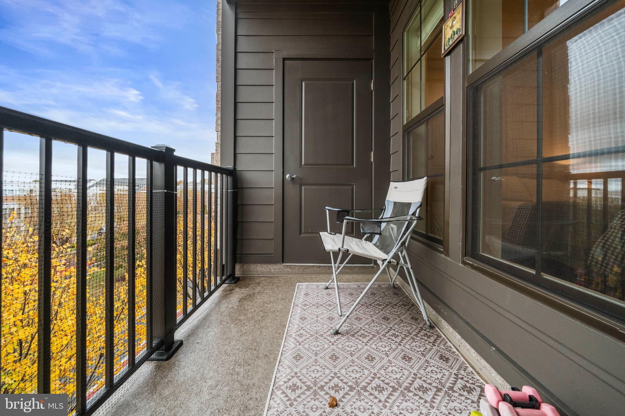 250 DECOVERLY DRIVE 425