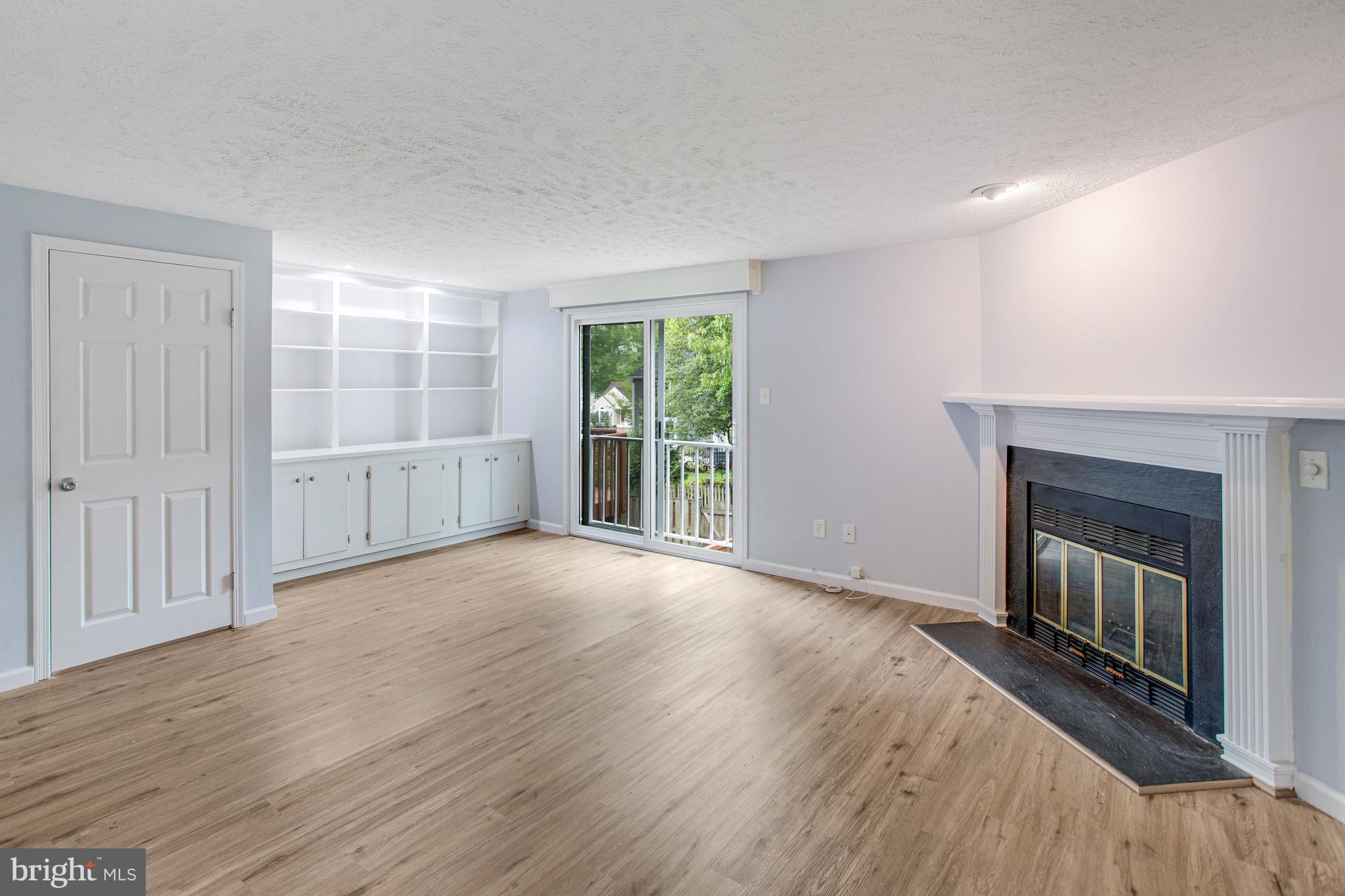 MONTCLAIR ST2 - Residential