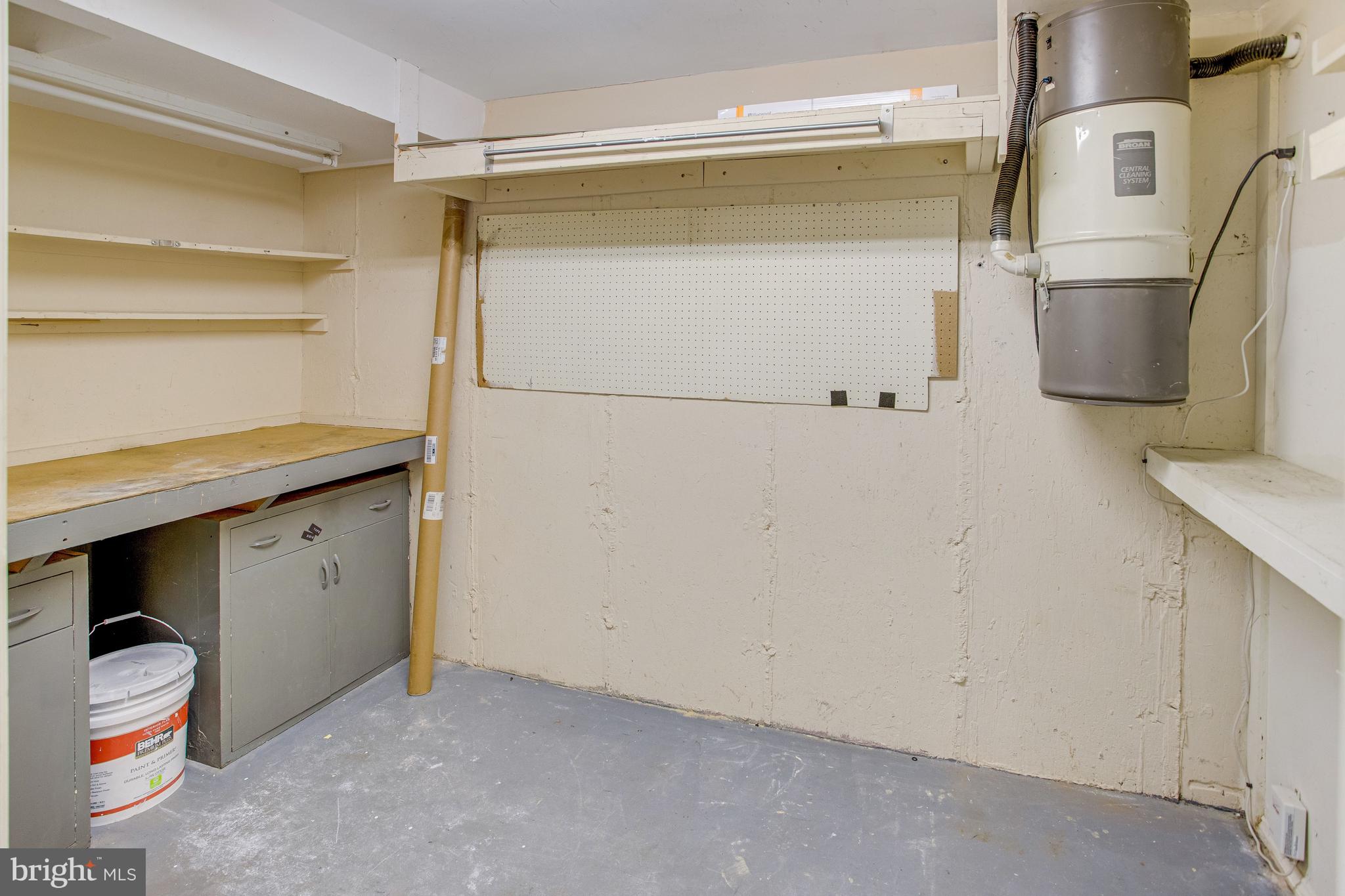 MONTCLAIR ST2 - Residential