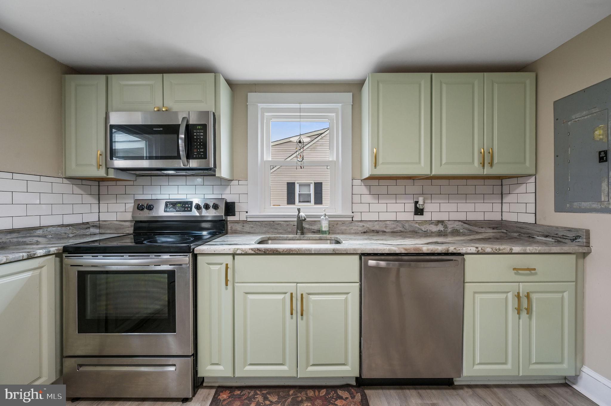 DOVER HGTS - Residential