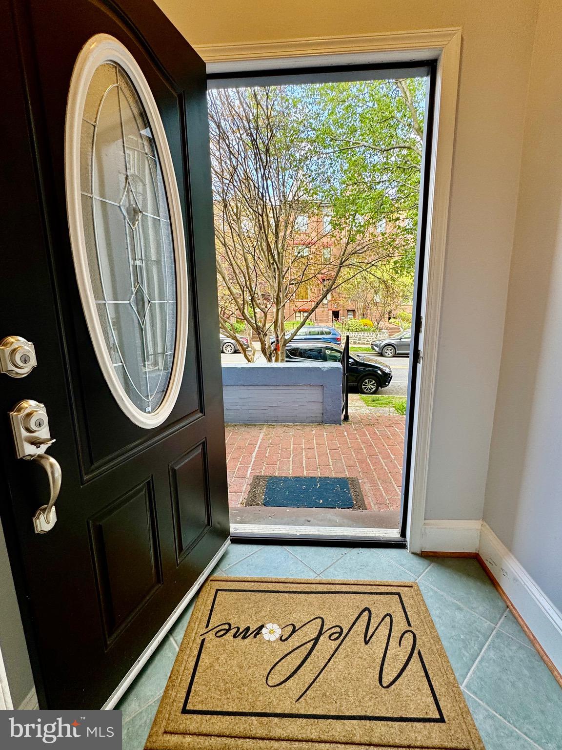 2206 1ST STREET NW A