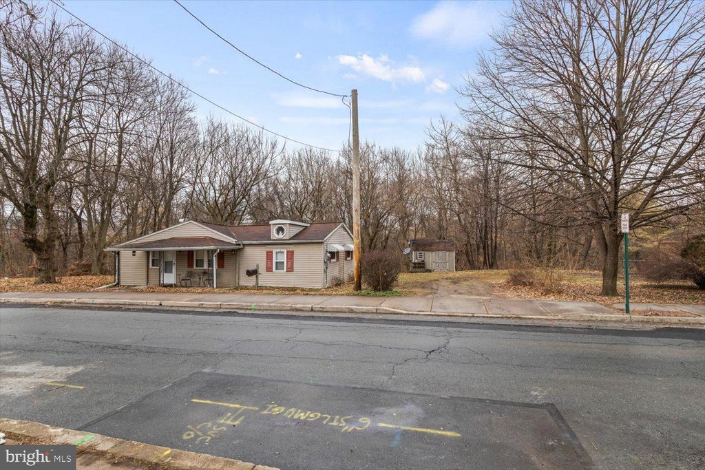 Photo of 831 BARBER ST, COLUMBIA, PA 17512 (MLS # PALA2030712)