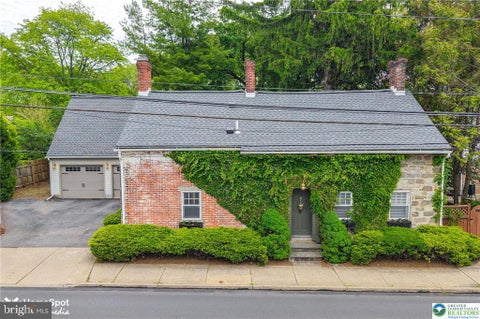 Homes For Sale - 2014 Linden Street<br/> BETHLEHEM, PA 18017