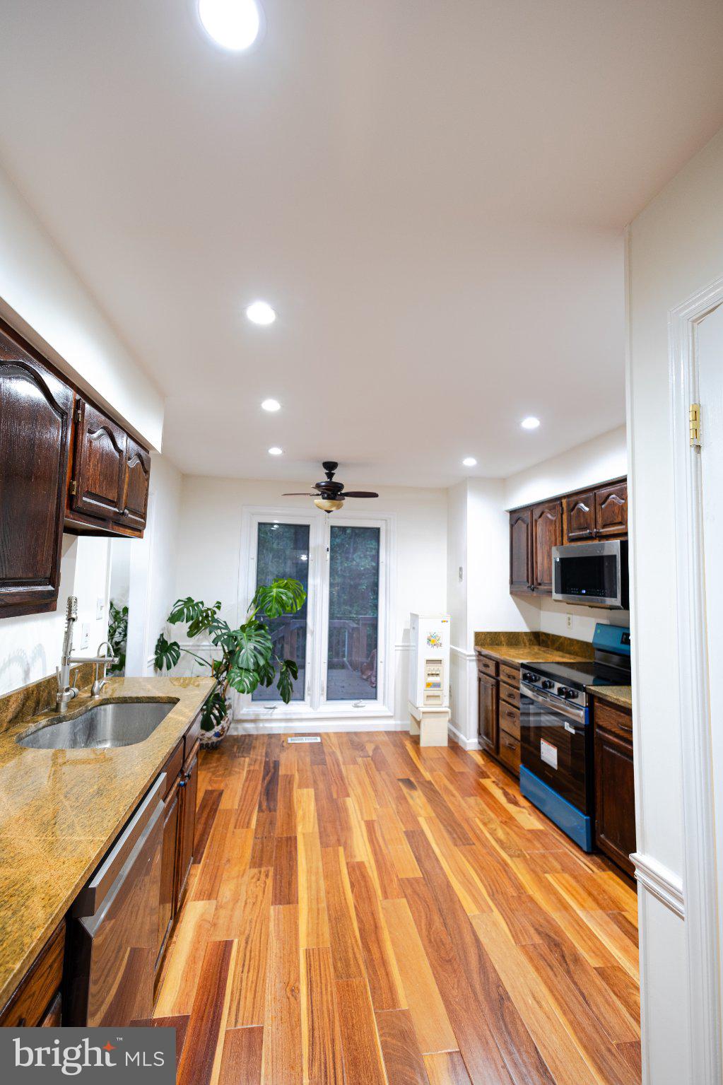 9679 MASON BLUFF COURT