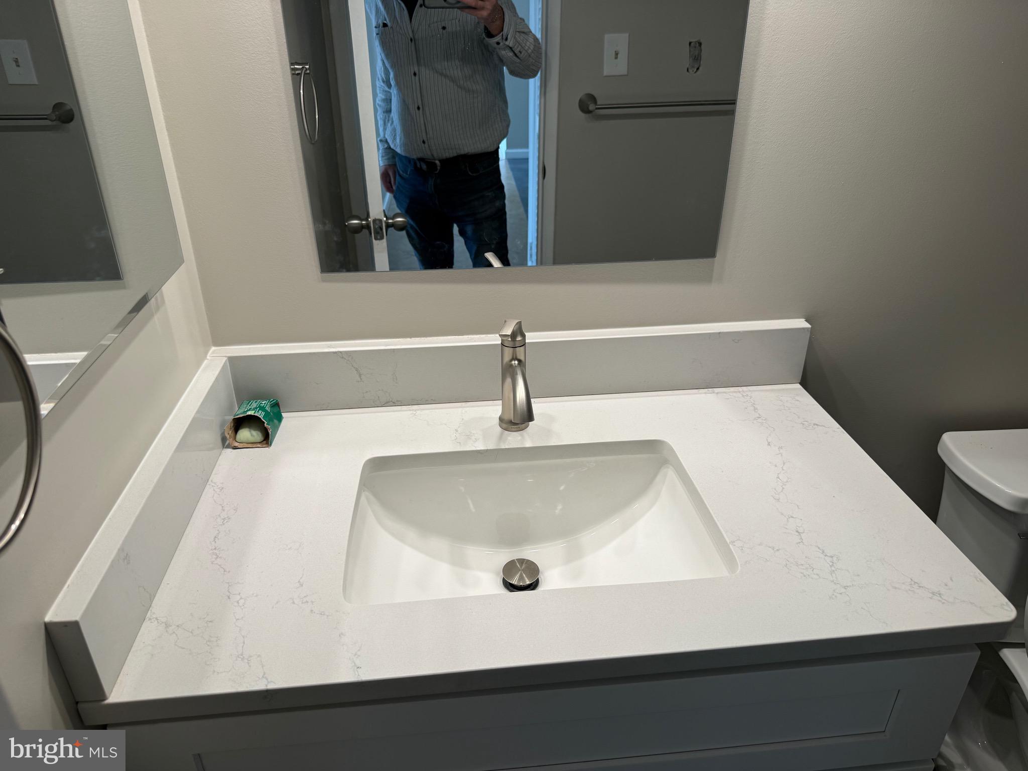 HUNTLEY SQUARE CONDOMINIUMS - Residential