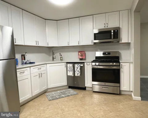 3339 Huntley Square Drive Unit T-2, Temple Hills, MD 20748 - #: MDPG2191910