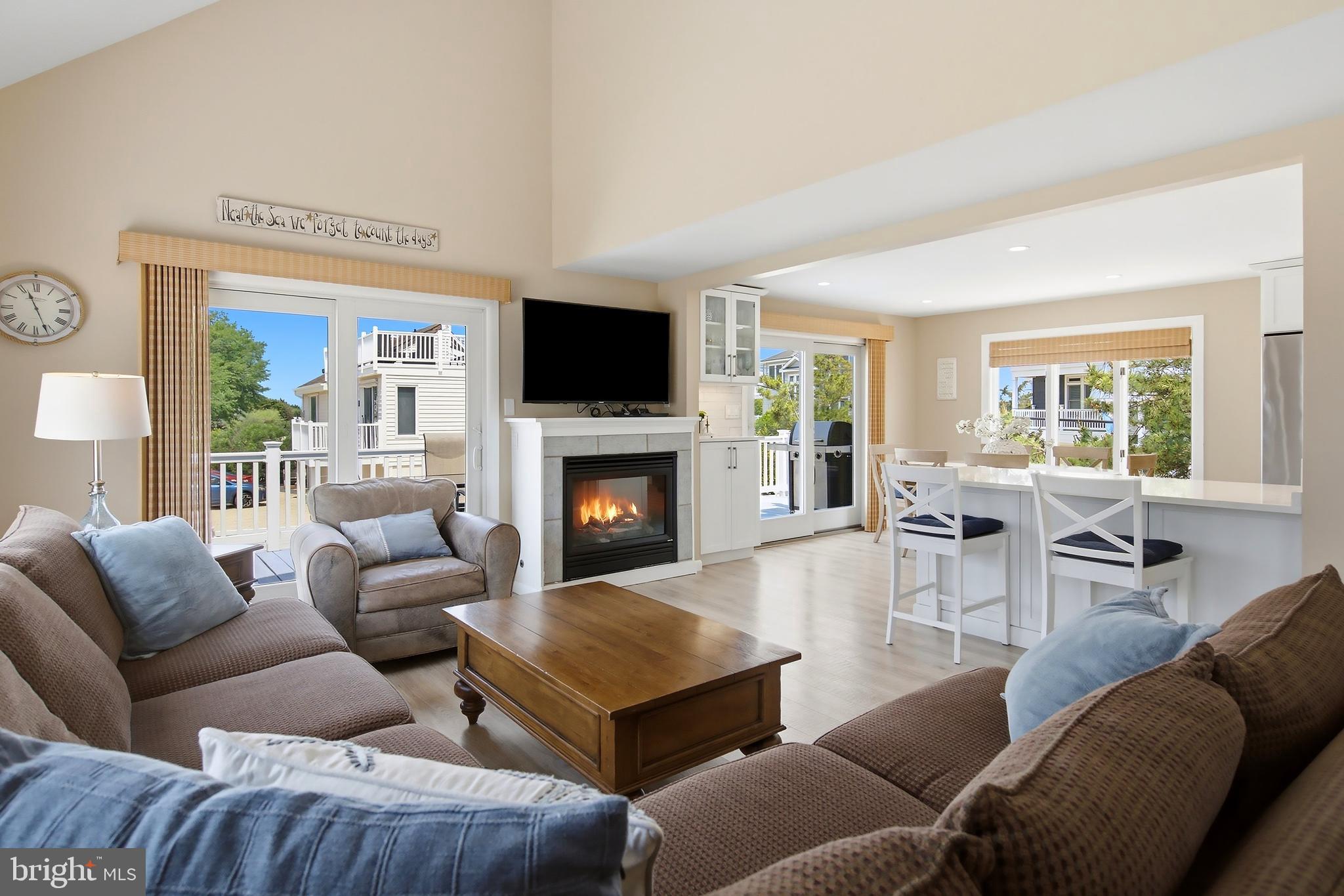 1018 LONG BEACH BOULEVARD A