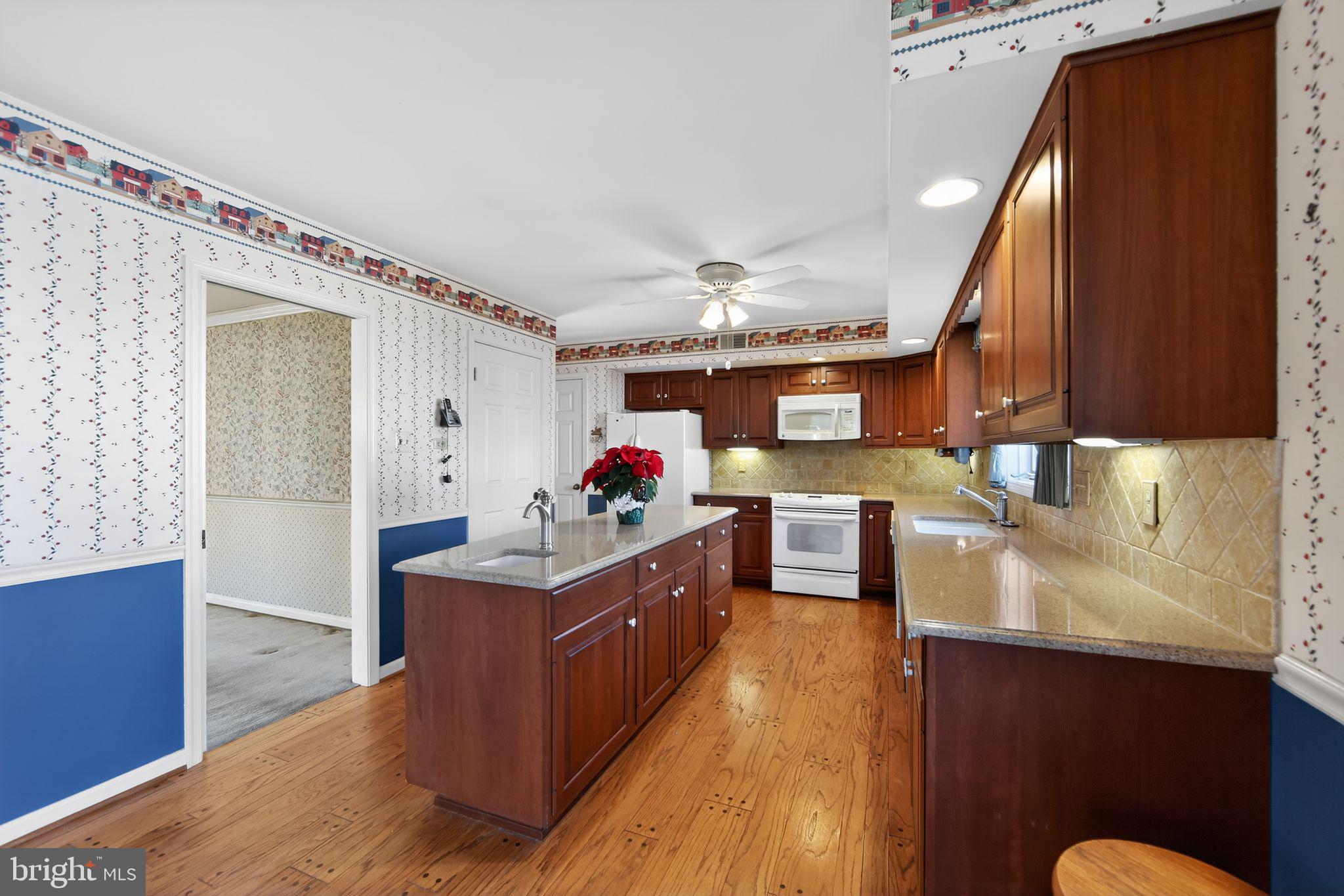 HERSHEYS MILL - Residential