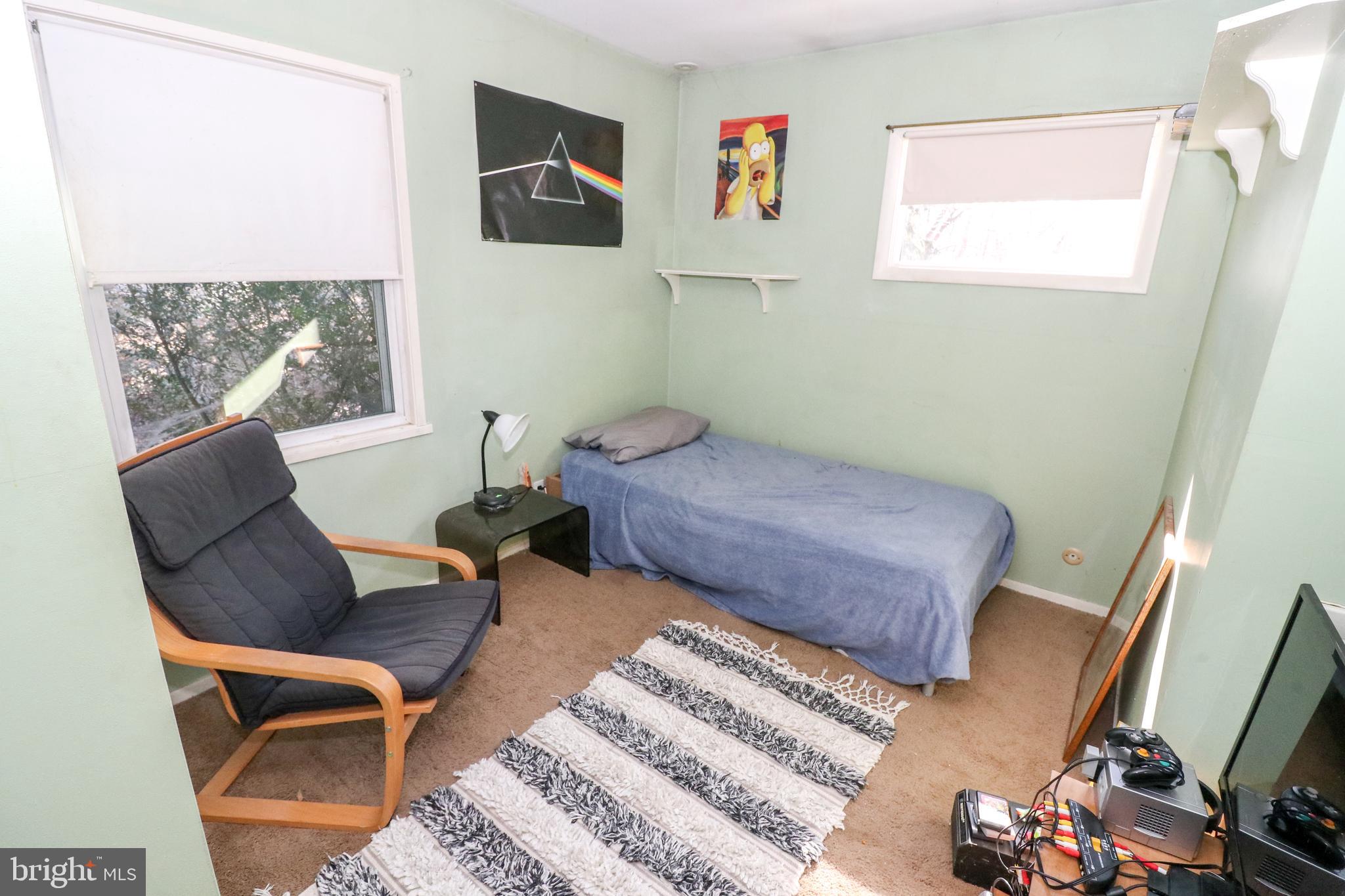 HILLSIDE VIL - Residential