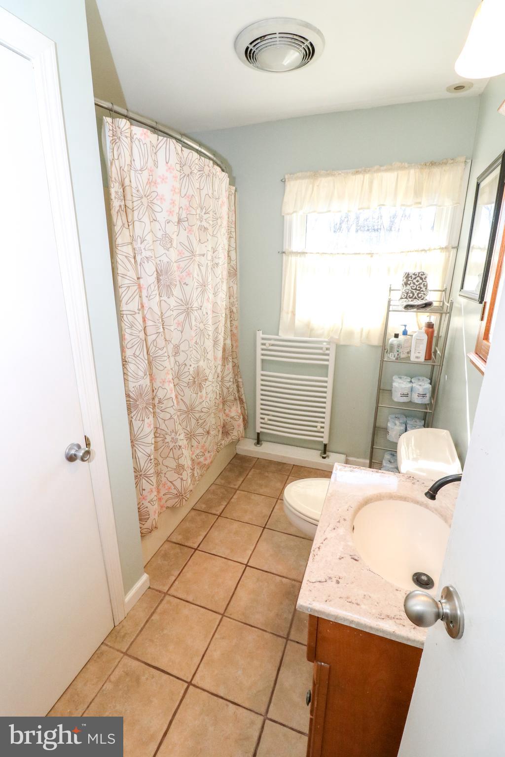 HILLSIDE VIL - Residential