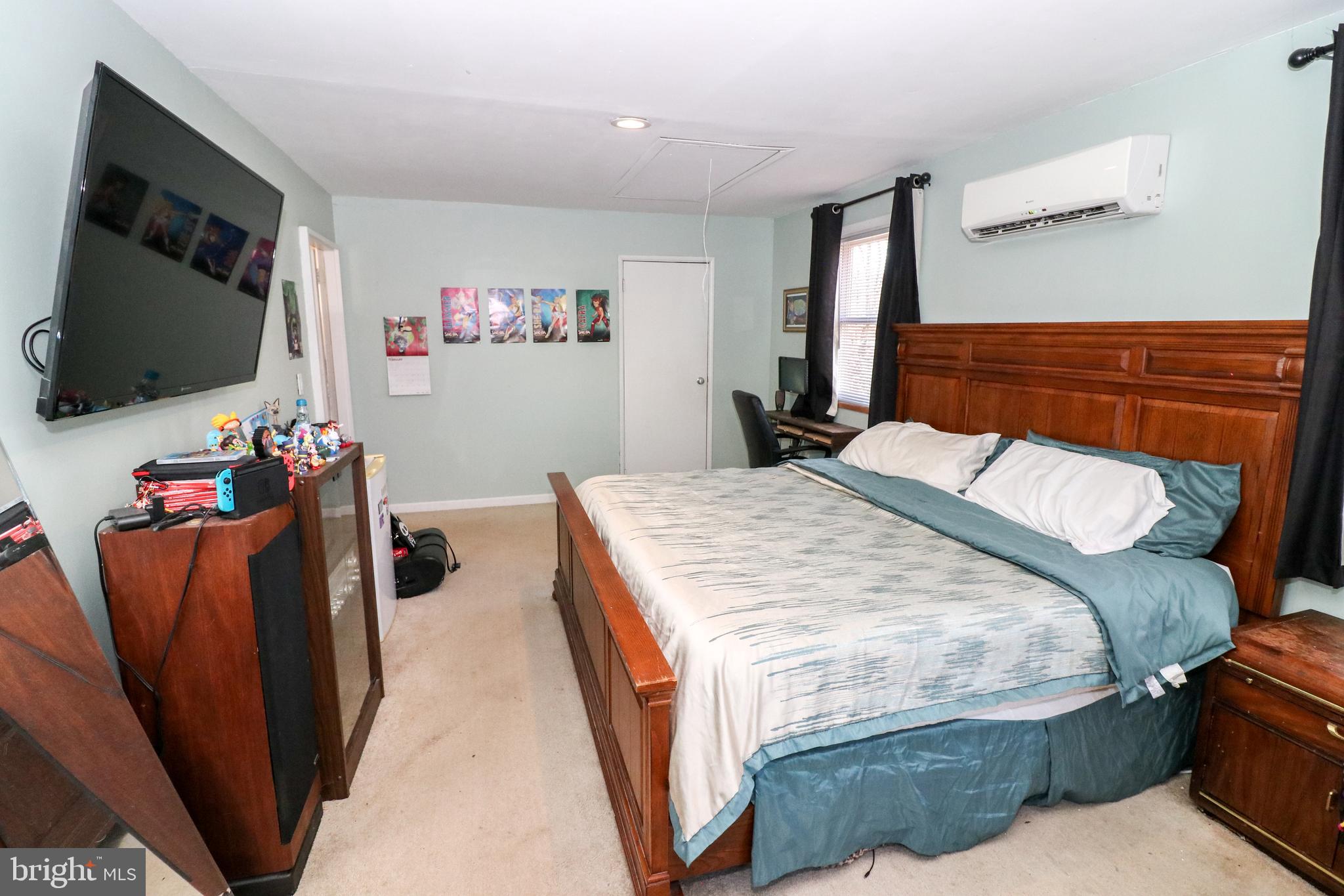 HILLSIDE VIL - Residential