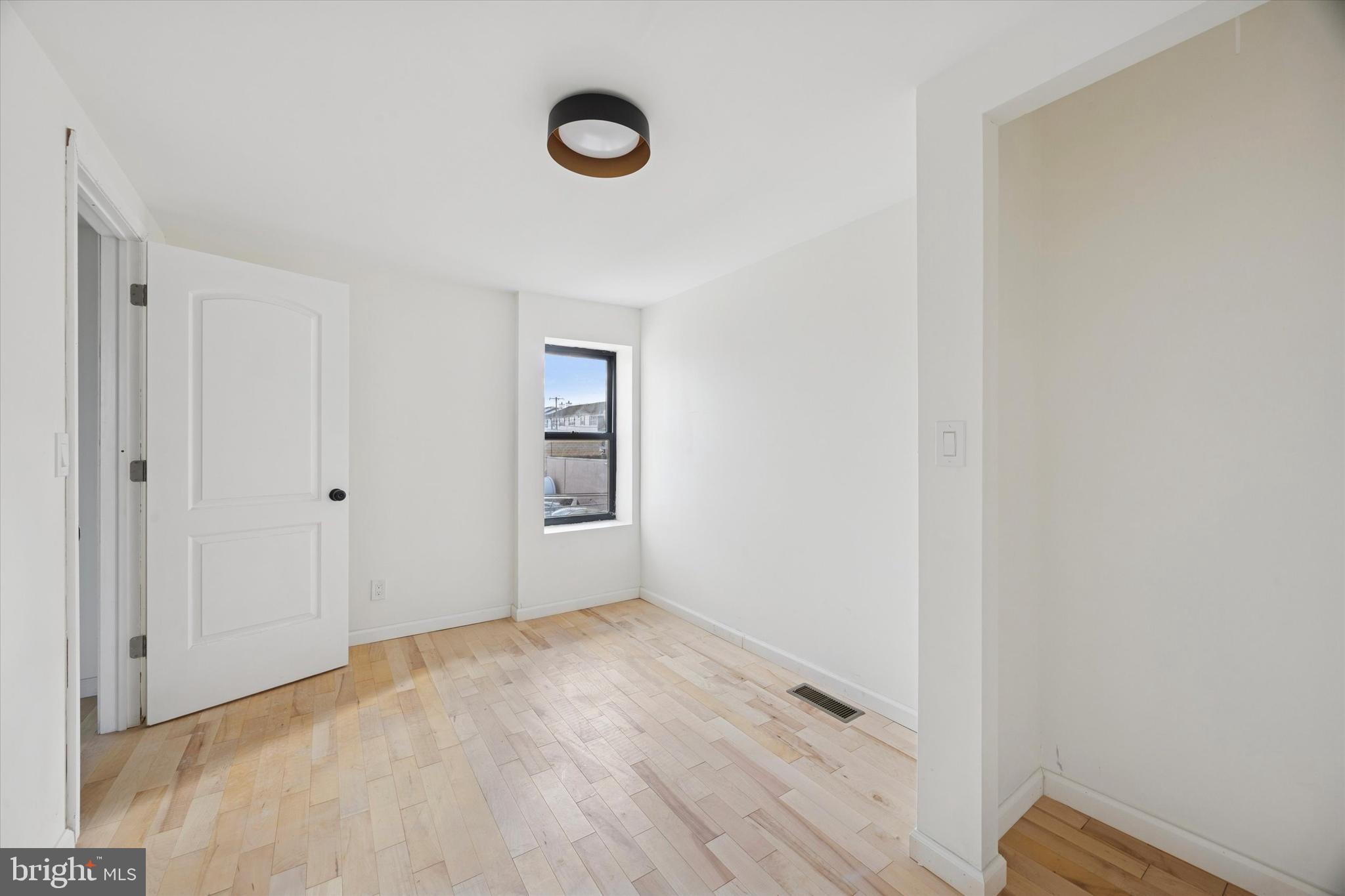 GRAYS FERRY - Residential