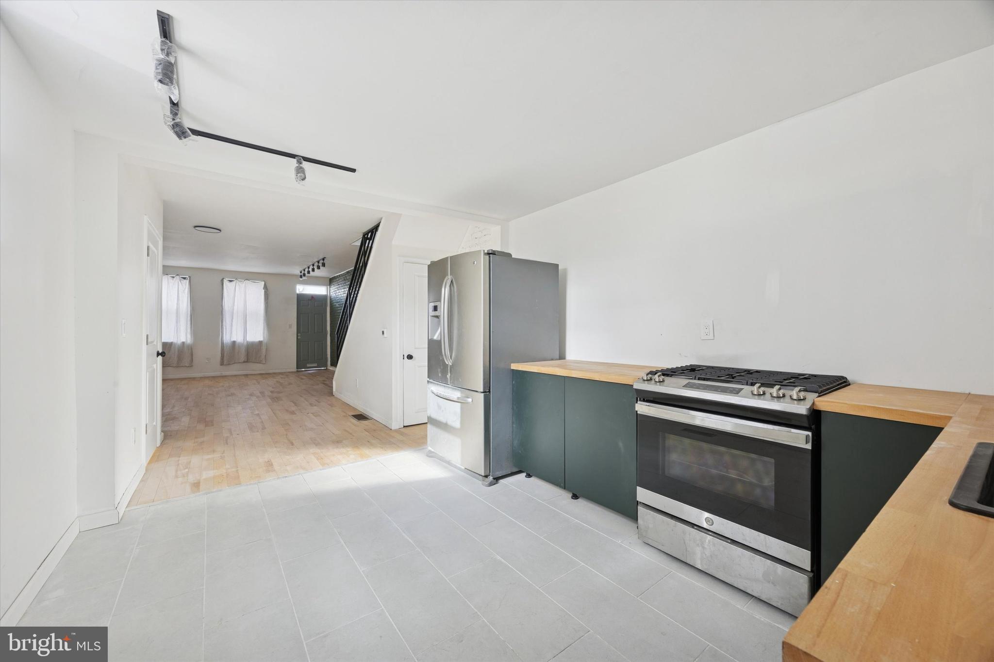 GRAYS FERRY - Residential