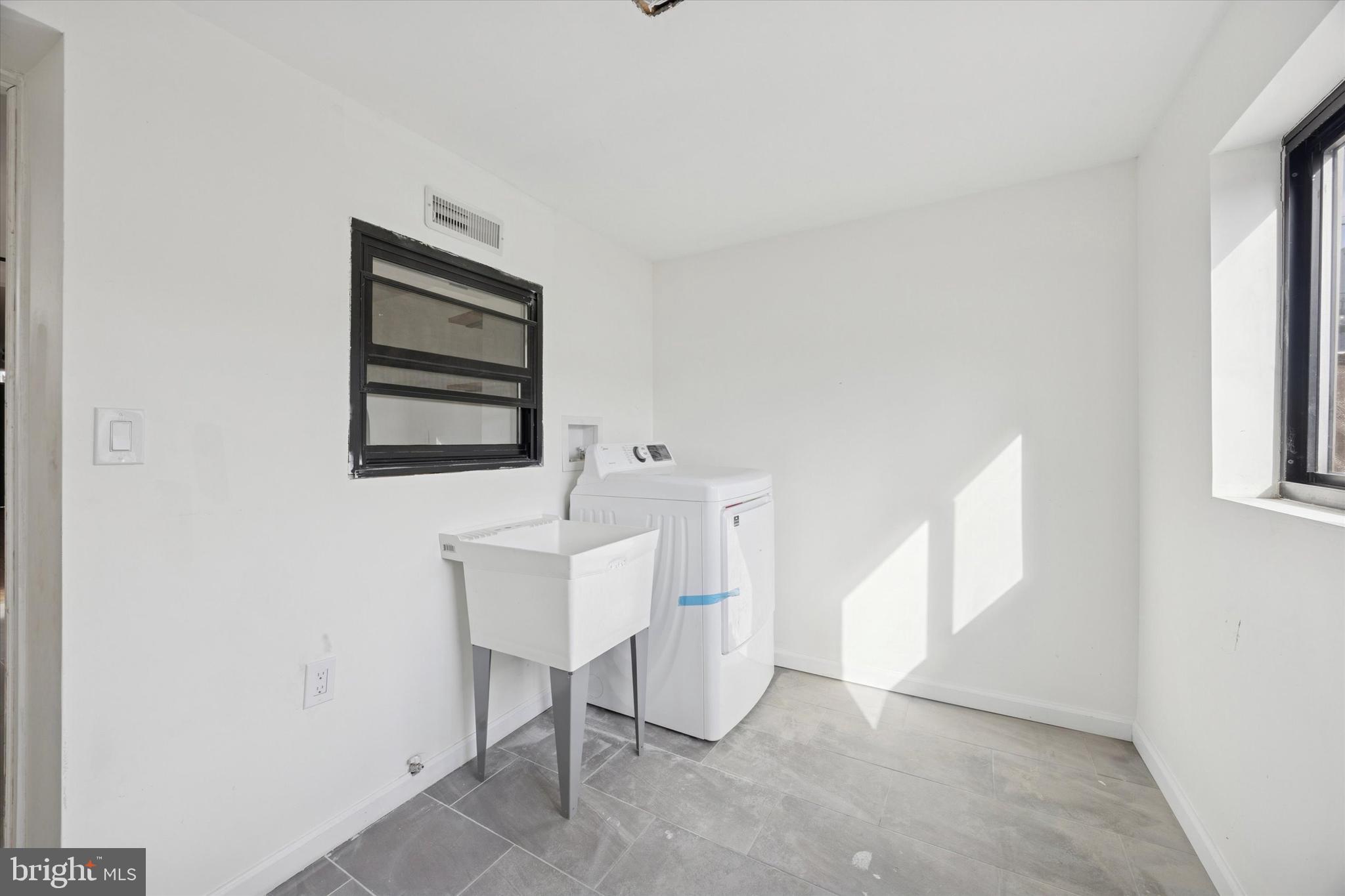 GRAYS FERRY - Residential