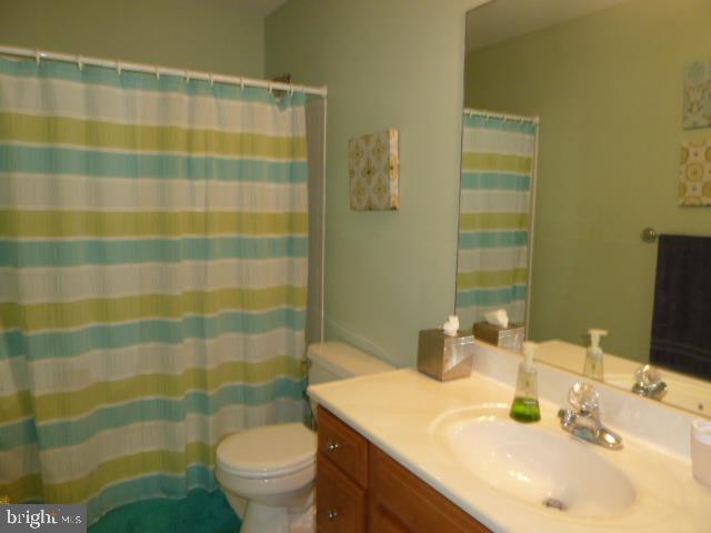 REGENTS GLEN/ROYAL OAKS - Residential