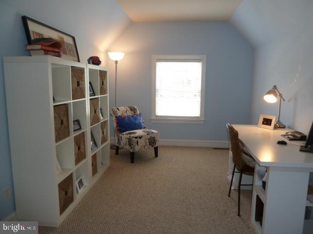 REGENTS GLEN/ROYAL OAKS - Residential