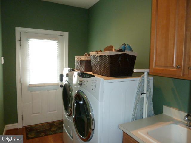 REGENTS GLEN/ROYAL OAKS - Residential