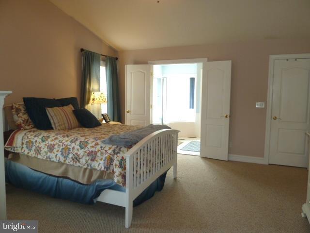 REGENTS GLEN/ROYAL OAKS - Residential