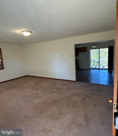 296 GOODS LANE
