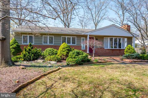 Homes For Sale - 162 Sillery Bay Road<br/> Anne Arundel County, PASADENA, MD 21122