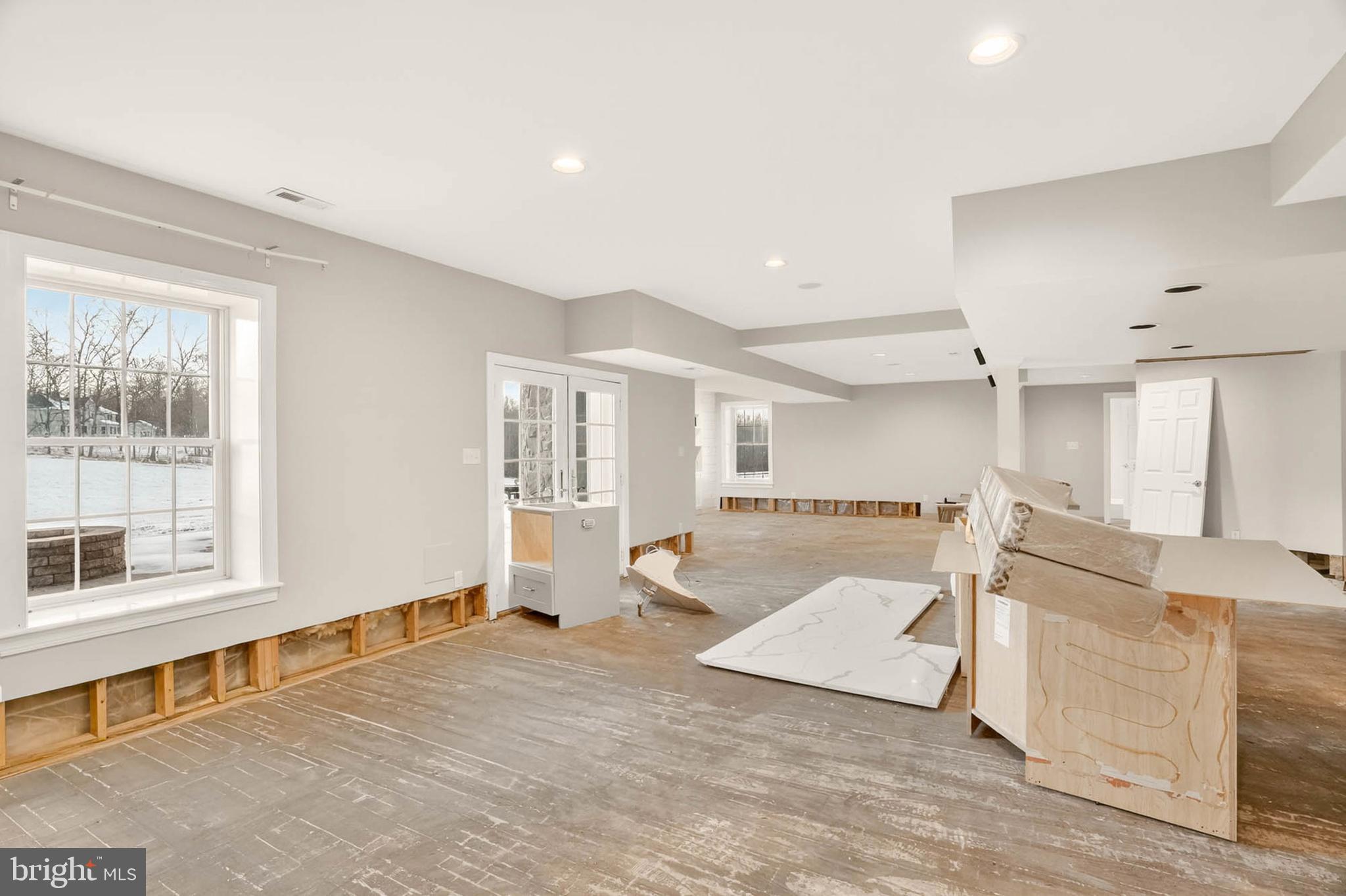 LITTLE CALEDONIA - Residential