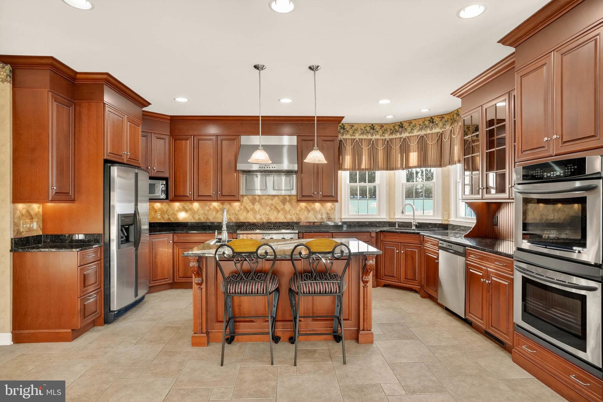 LITTLE CALEDONIA - Residential