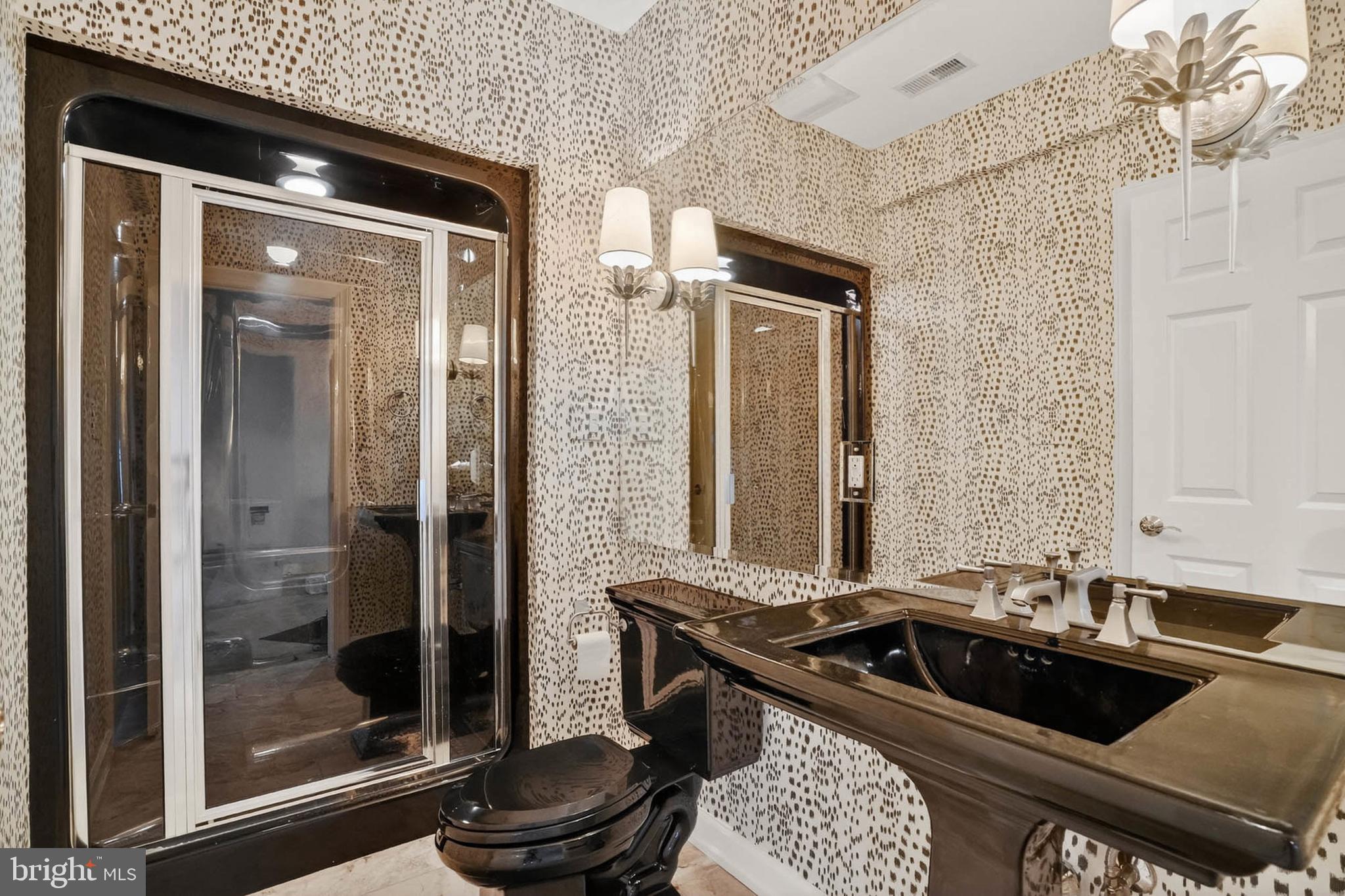 LITTLE CALEDONIA - Residential