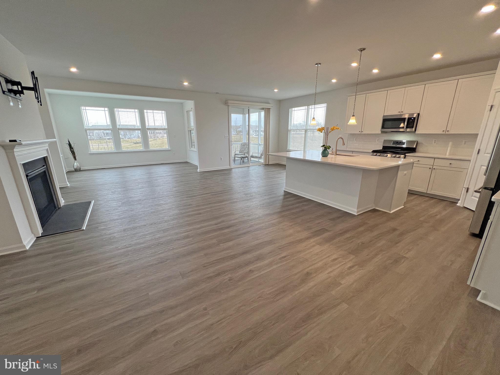 FOUR SEASONS AT BAYMONT FARMS - Residential