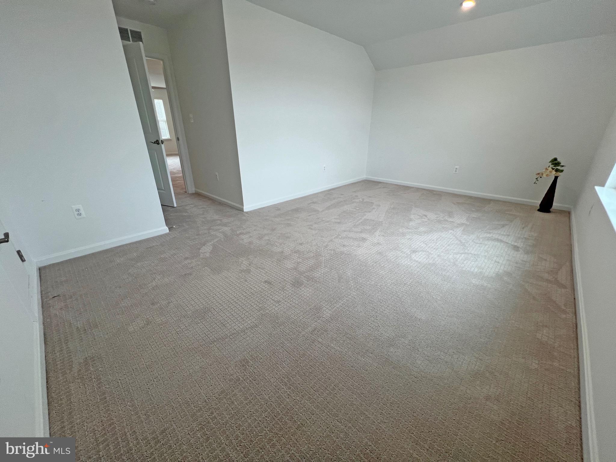 FOUR SEASONS AT BAYMONT FARMS - Residential