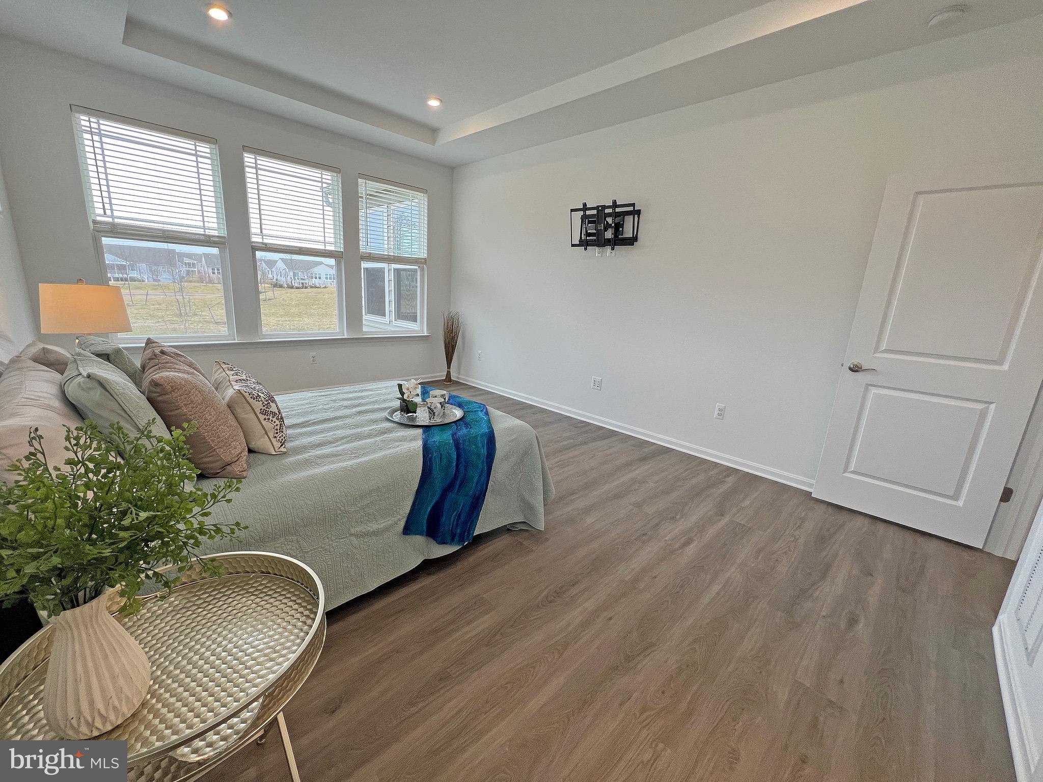 FOUR SEASONS AT BAYMONT FARMS - Residential