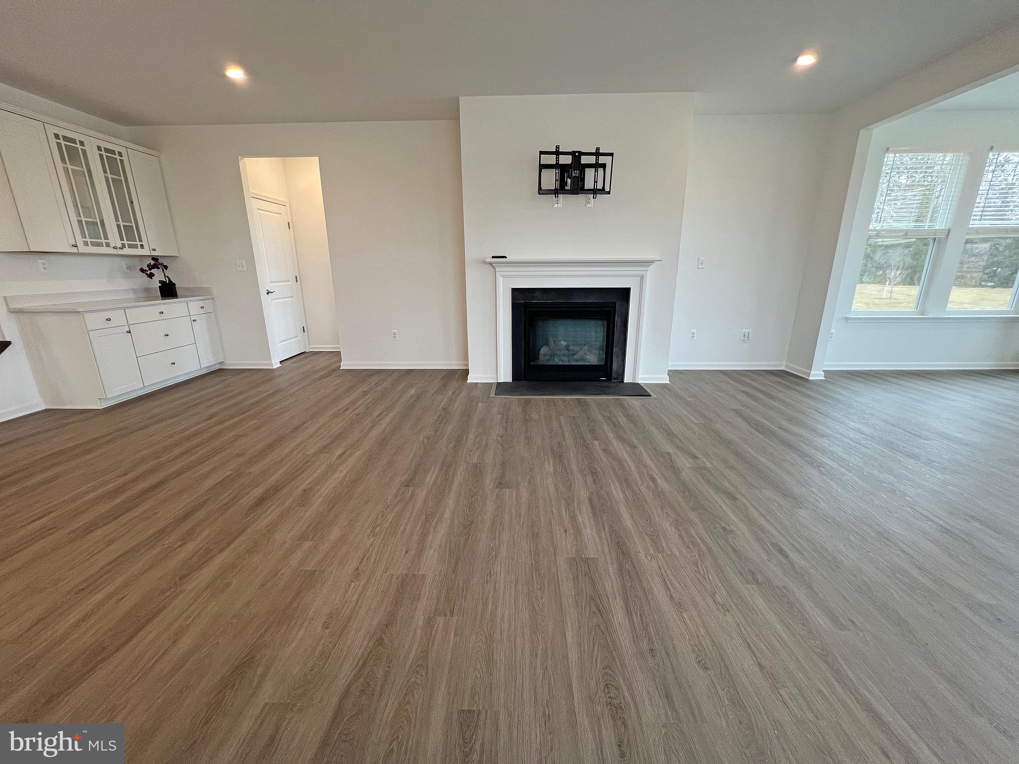 FOUR SEASONS AT BAYMONT FARMS - Residential