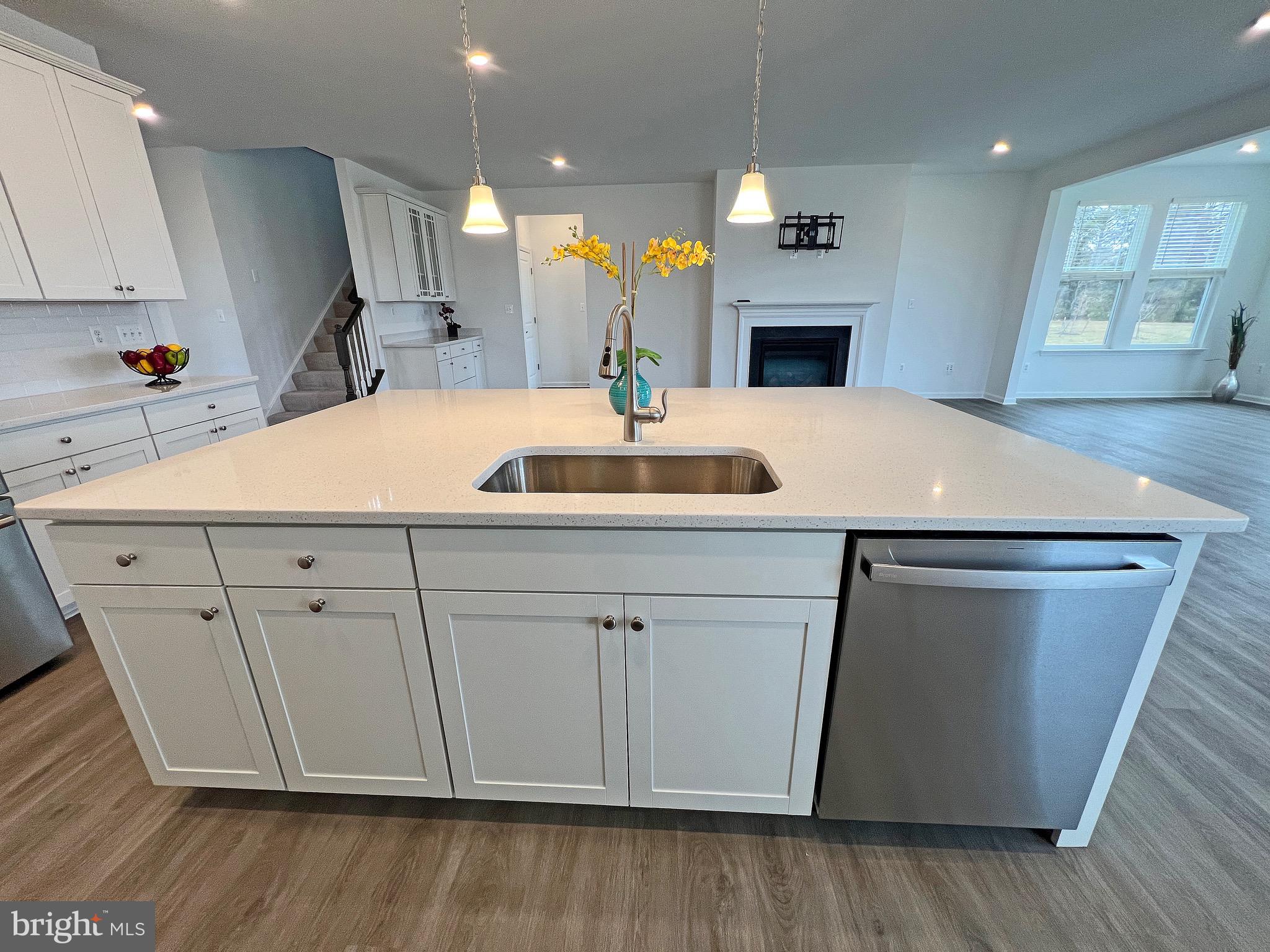 114 AUSTRIAN PINE COURT