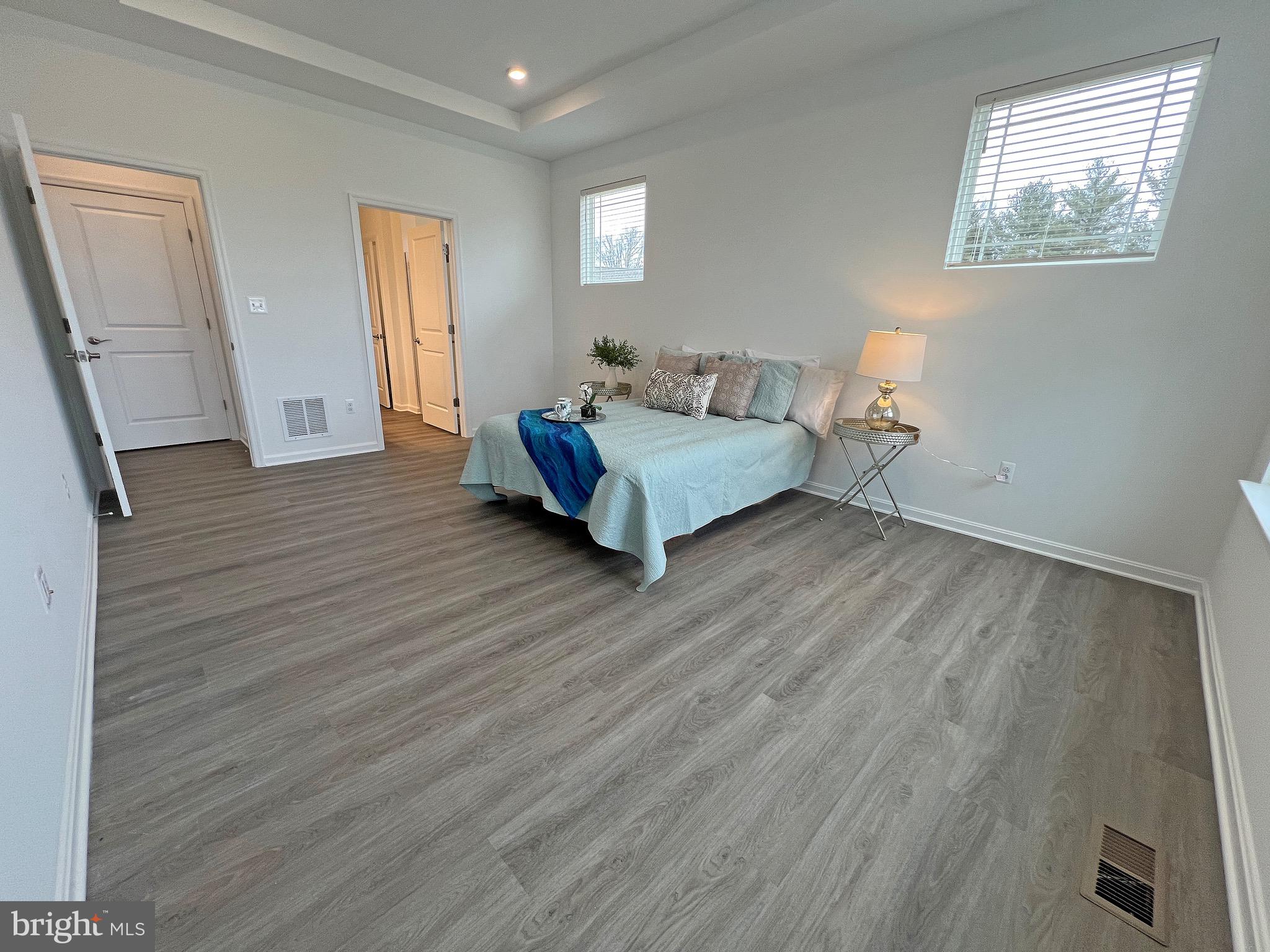 FOUR SEASONS AT BAYMONT FARMS - Residential