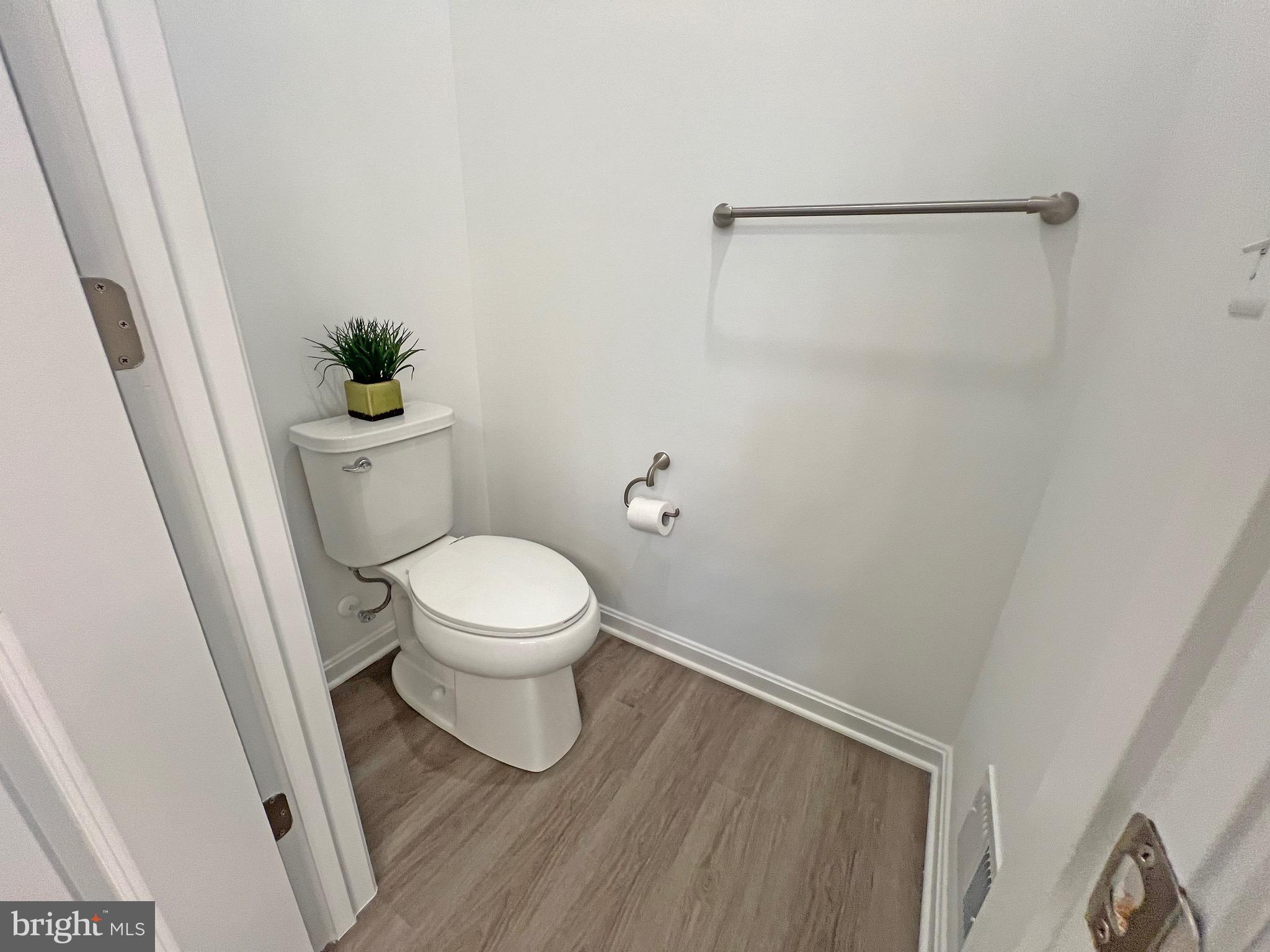 FOUR SEASONS AT BAYMONT FARMS - Residential