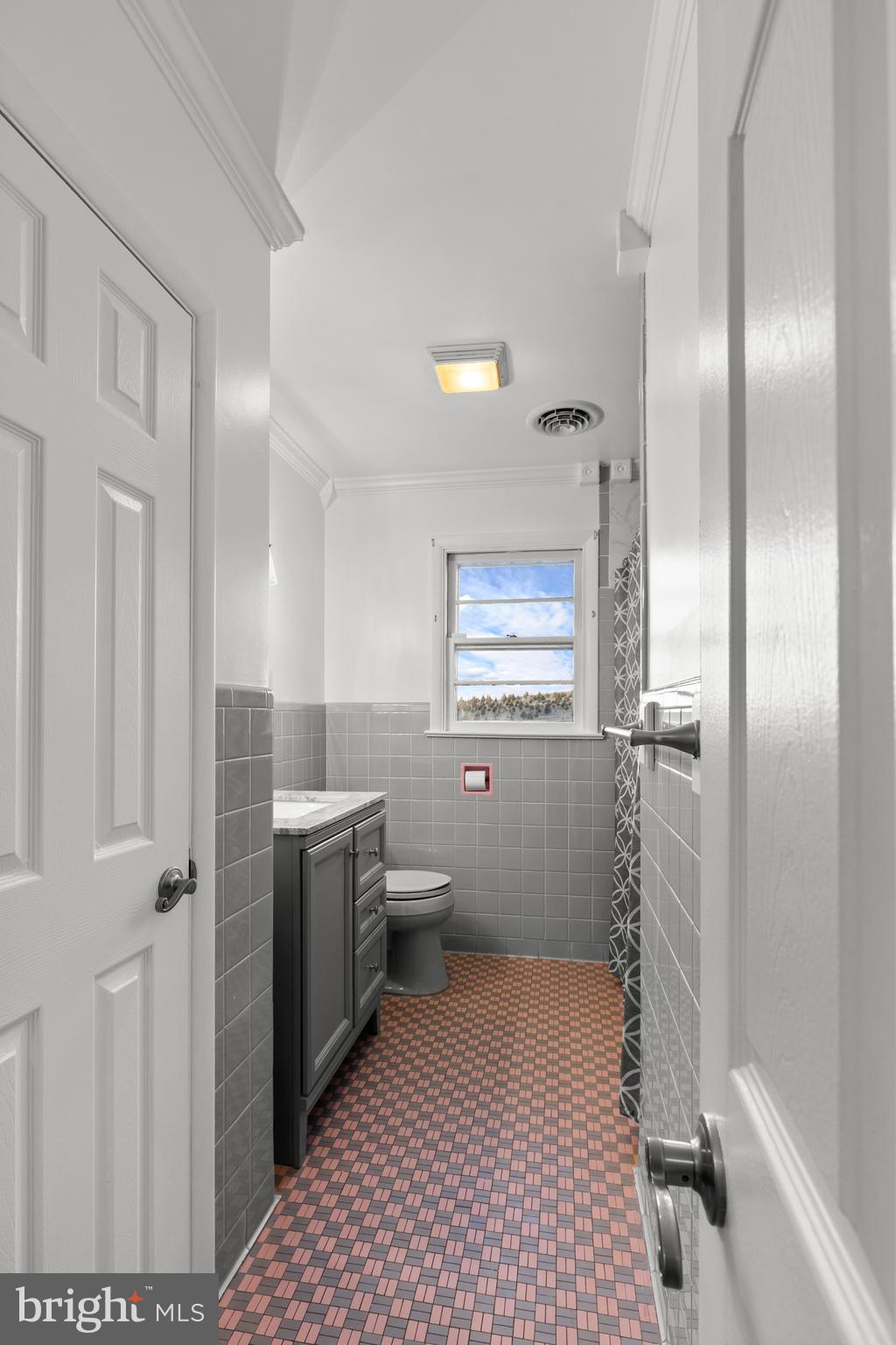 MILLERSVILLE - Residential