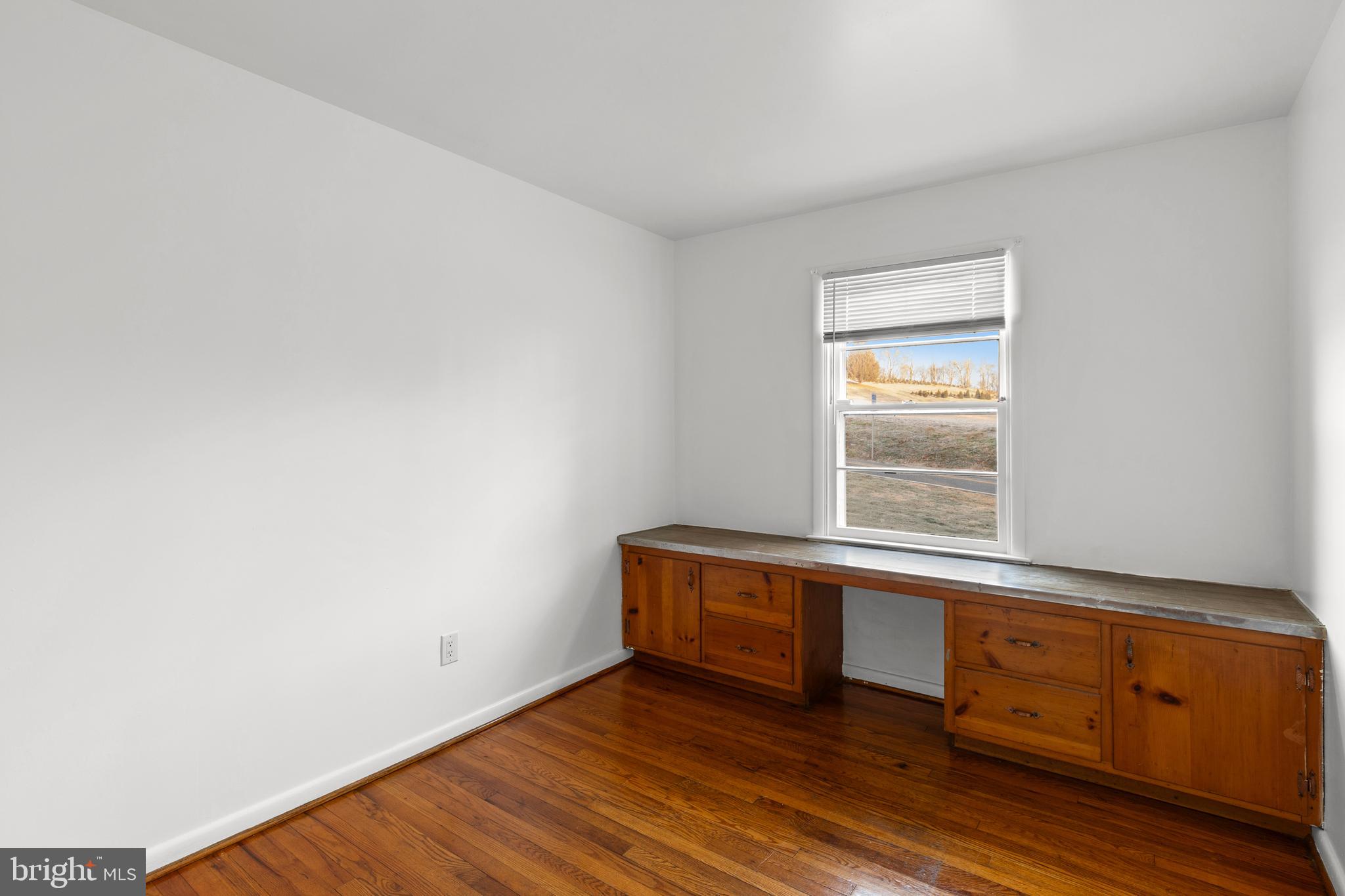 MILLERSVILLE - Residential