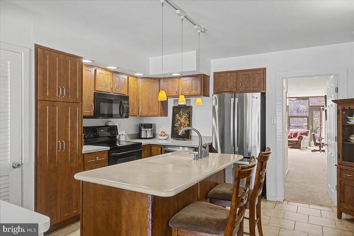 VILLAGE II - Residential