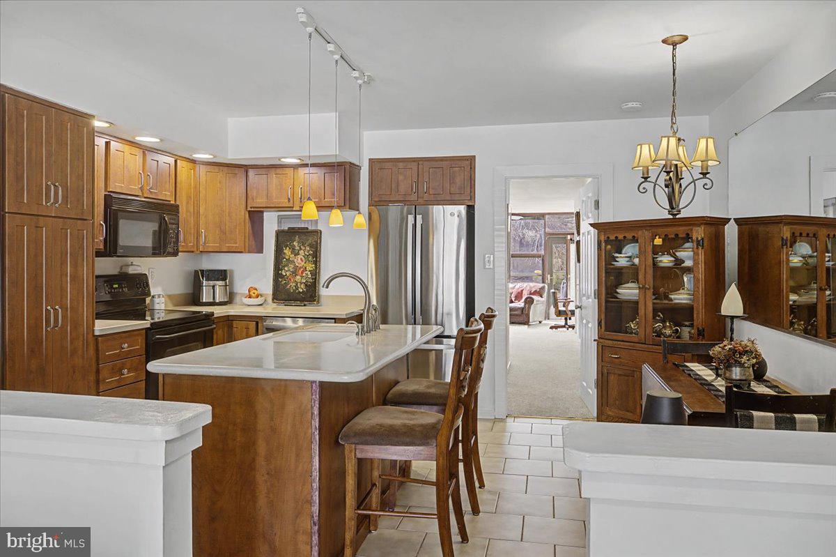 VILLAGE II - Residential