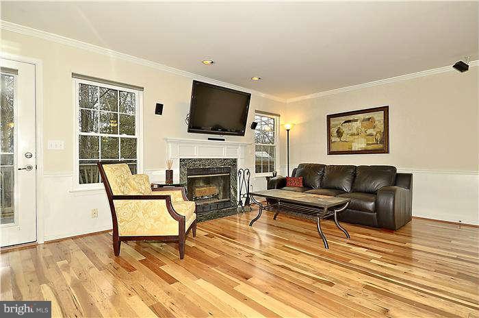 MAIN ST VILLAGE - Residential Lease