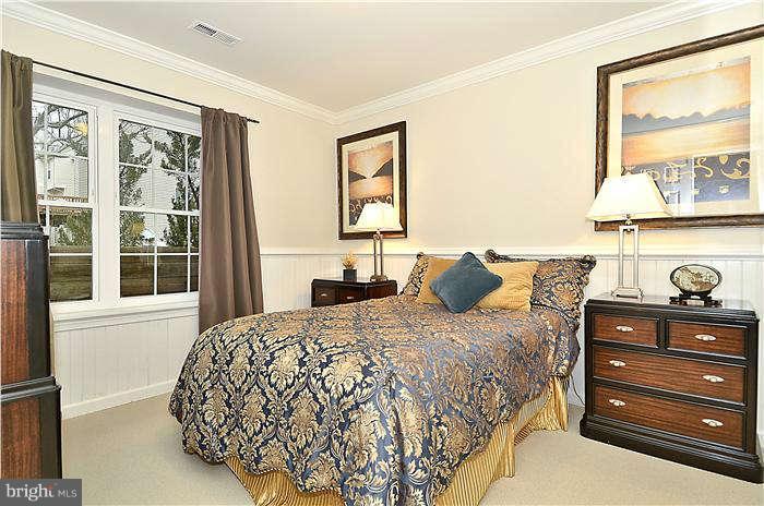 MAIN ST VILLAGE - Residential Lease