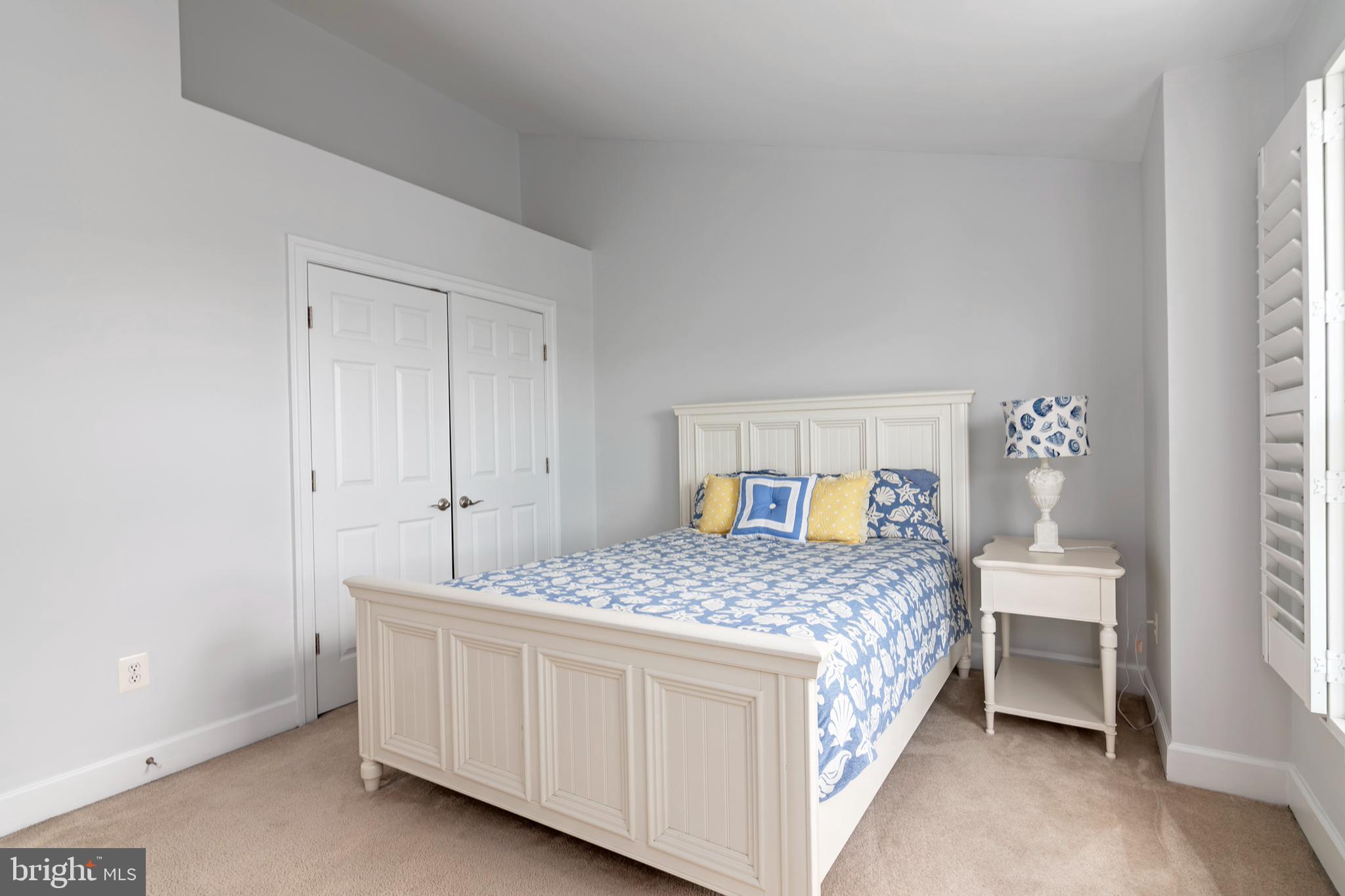 RIVER MARSH - Residential