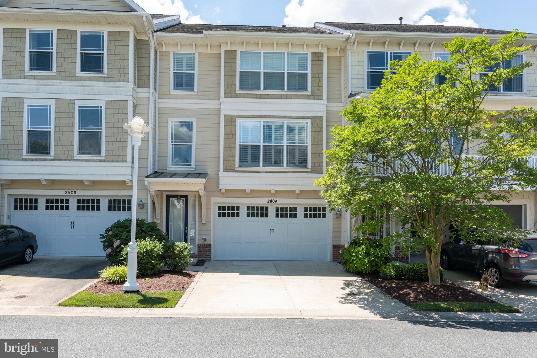 2804 PERSIMMON PLACE D3
