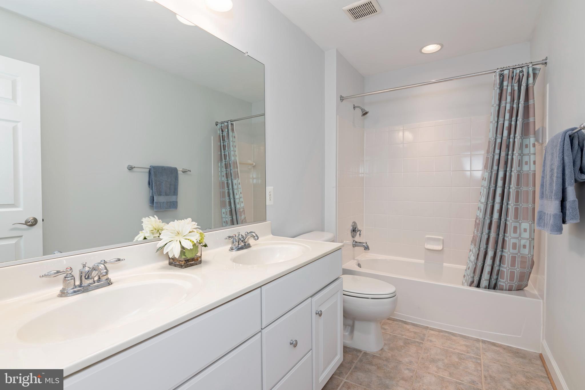 RIVER MARSH - Residential