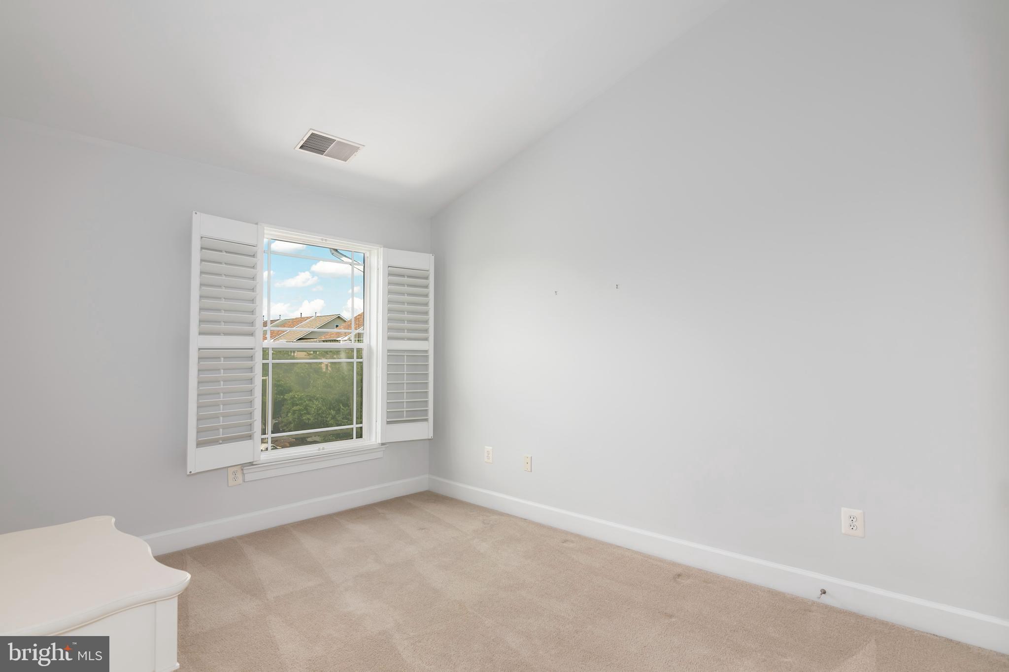 RIVER MARSH - Residential