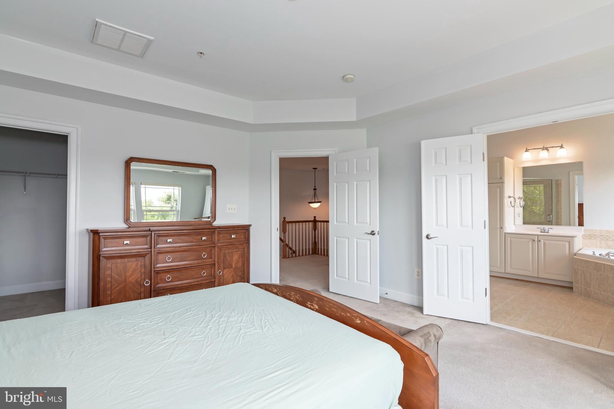 RIVER MARSH - Residential