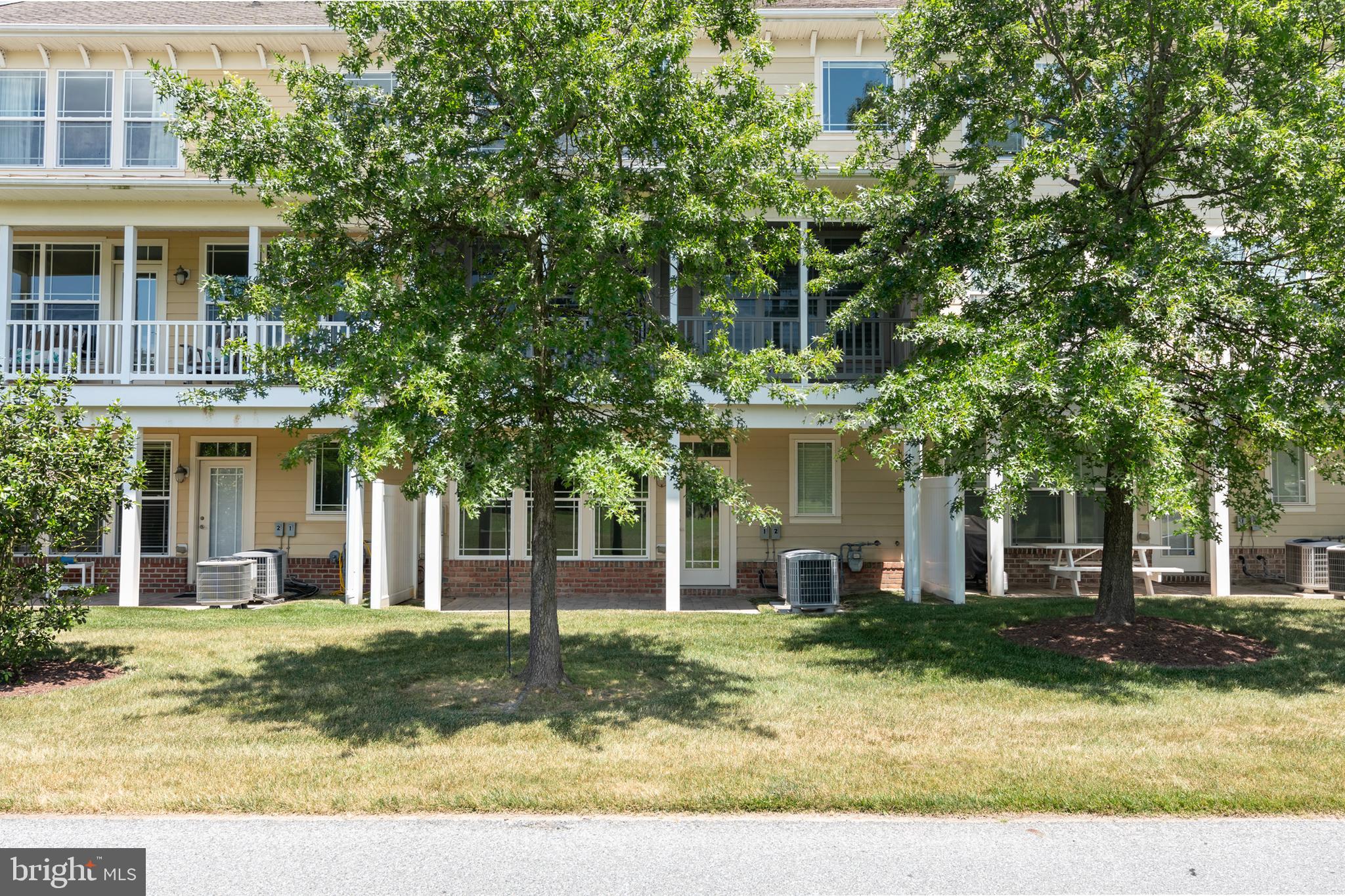 RIVER MARSH - Residential